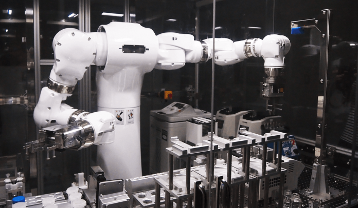 研究者はもっと「創造」すべきーヒト型ロボット「まほろ」が変える研究の未来